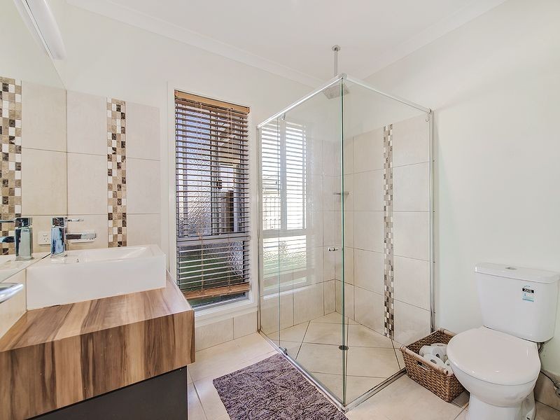 34 Anticipation Close, Nambour QLD 4560