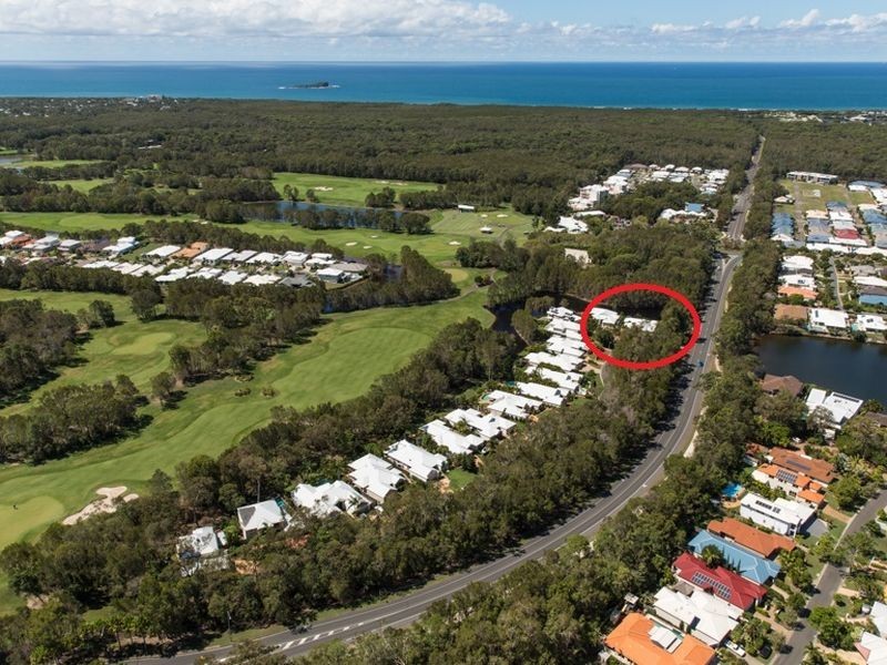 2 Lytham Court, Twin Waters QLD 4564