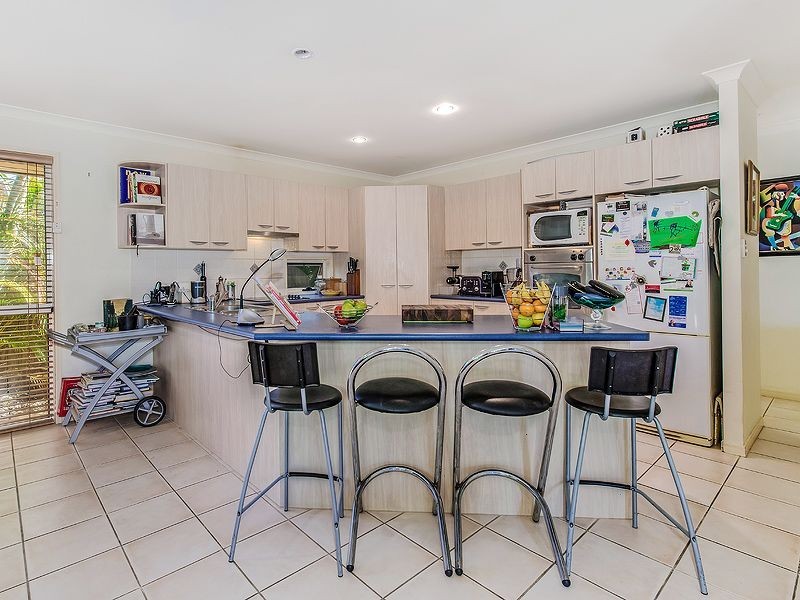17 Fantail Place, Twin Waters QLD 4564