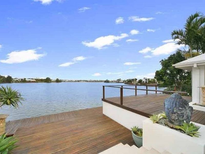 5 Karinya Place, Twin Waters QLD 4564
