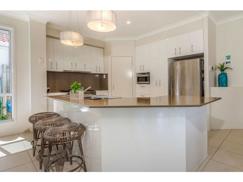 34 Anchorage Circuit, Twin Waters QLD 4564