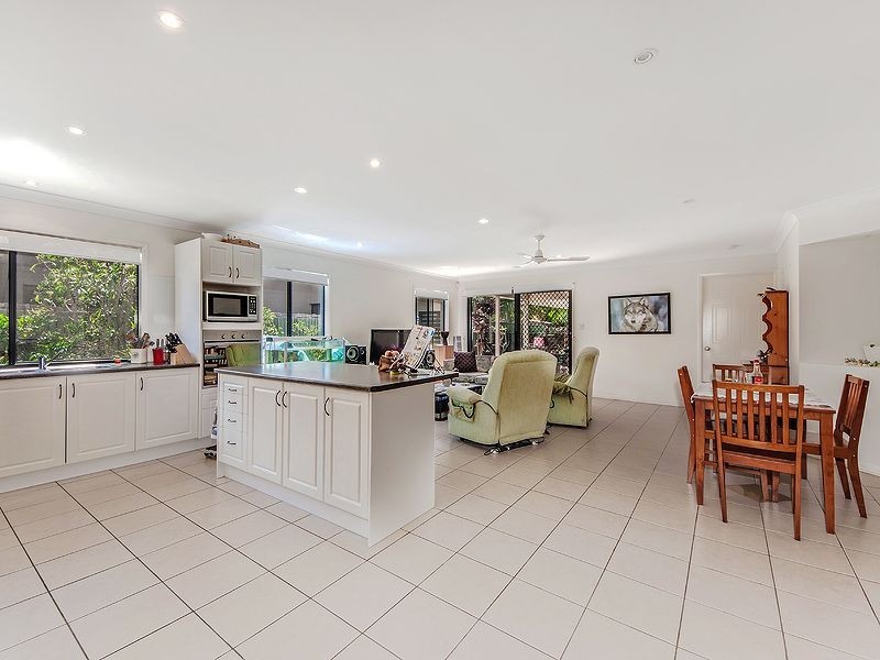 10 Starfish Way, Twin Waters QLD 4564