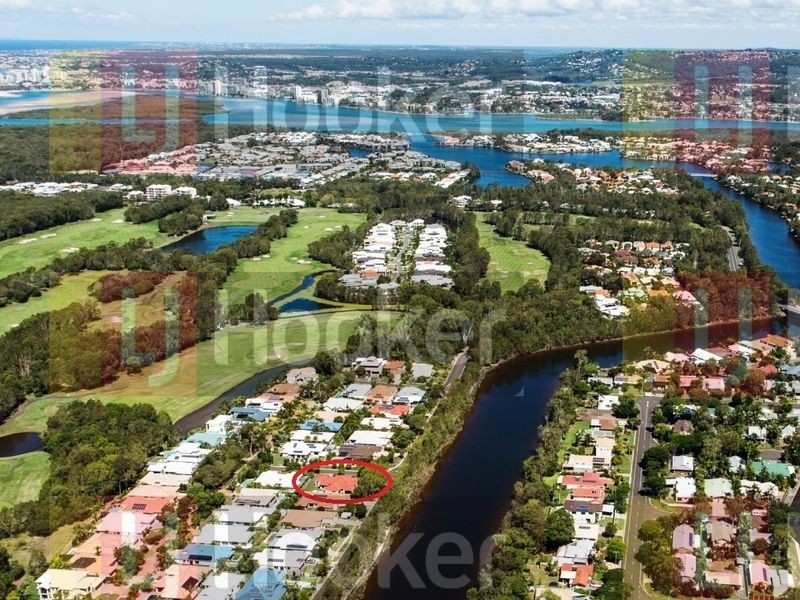 1 Senior Street, Twin Waters QLD 4564