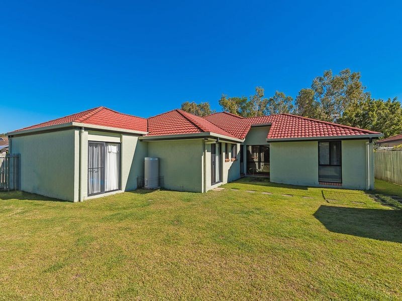 1 Senior Street, Twin Waters QLD 4564