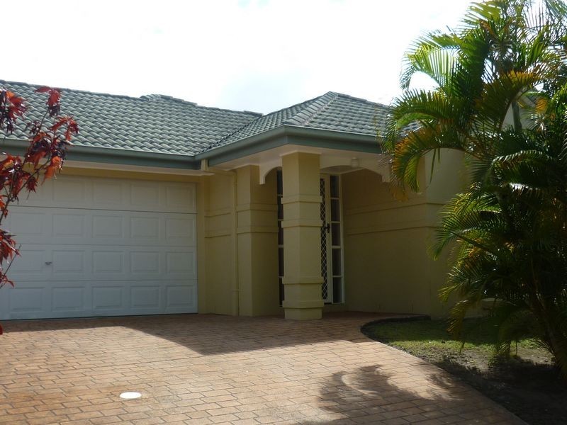 11 Watergum Place, Twin Waters QLD 4564