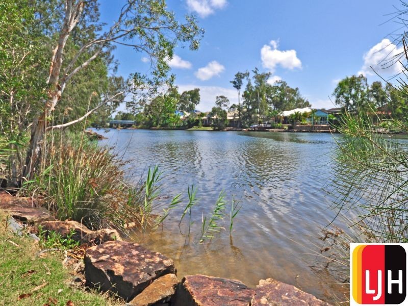 11 Watergum Place, Twin Waters QLD 4564