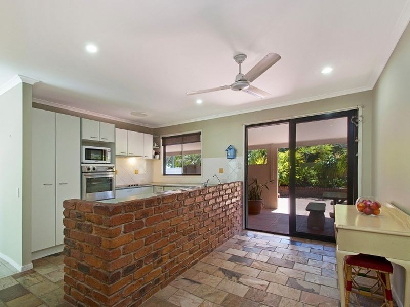 5 Gayome Street, Pacific Paradise QLD 4564