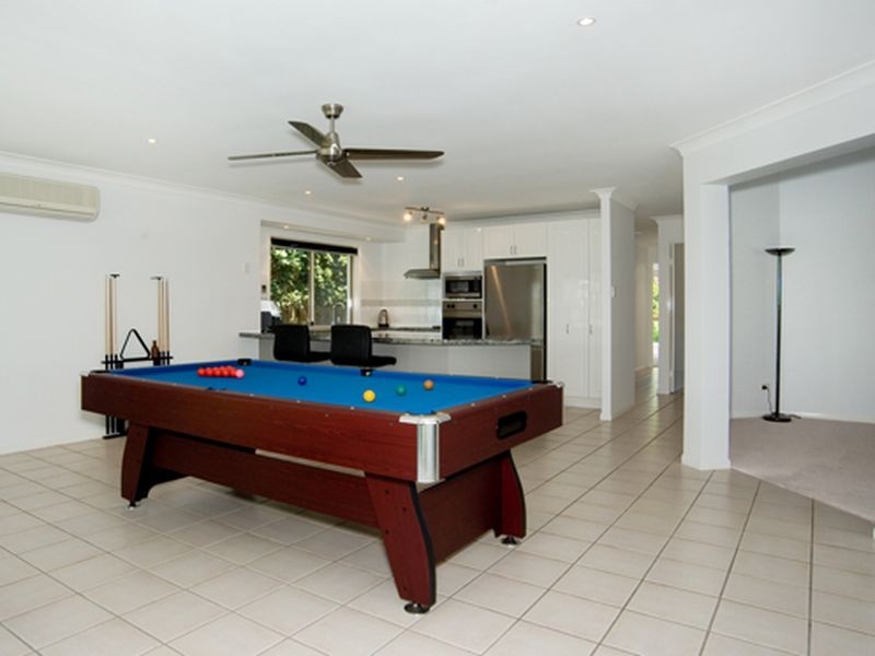 5 Friarbird Place, Twin Waters QLD 4564