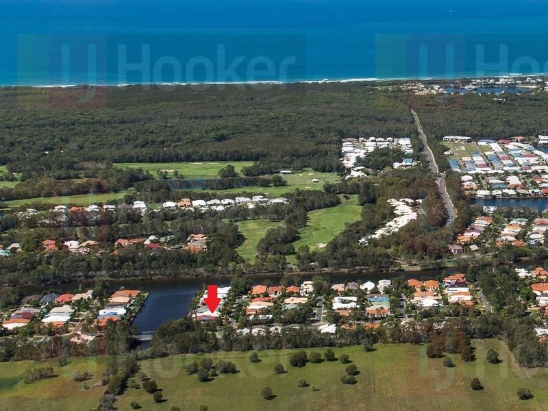 3 Glenwood Place, Twin Waters QLD 4564