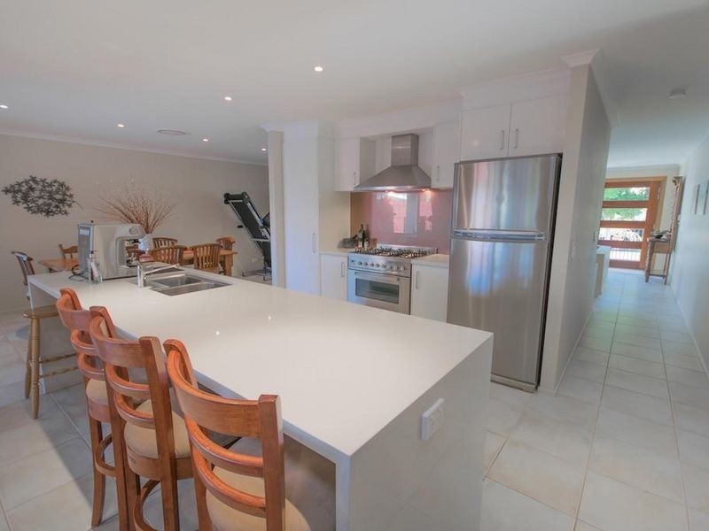 3 Glenwood Place, Twin Waters QLD 4564