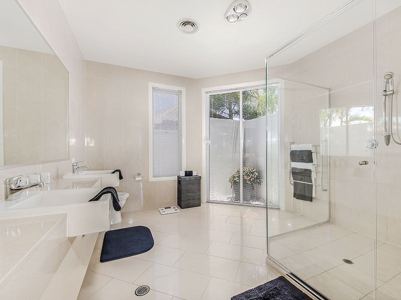 34 Stillwater Drive, Twin Waters QLD 4564