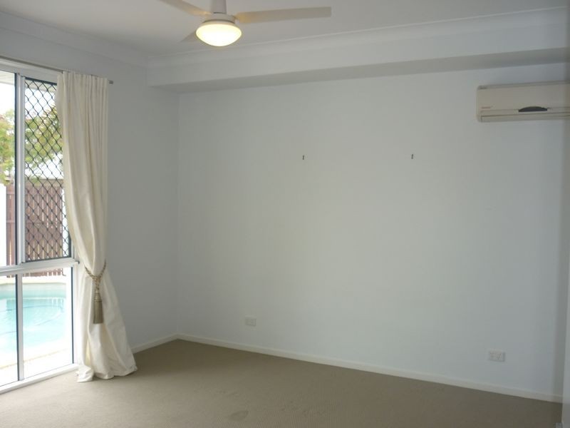 6 Oyster Court, Twin Waters QLD 4564