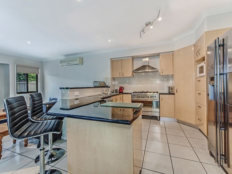 5 Veerings Crescent, Twin Waters QLD 4564