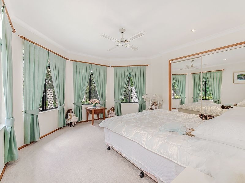 9 Mariner Place, Twin Waters QLD 4564