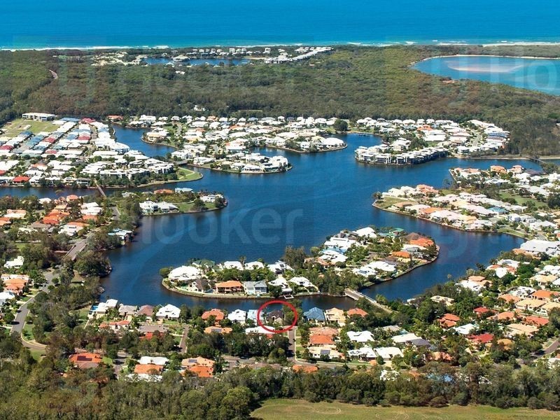 9 Mariner Place, Twin Waters QLD 4564