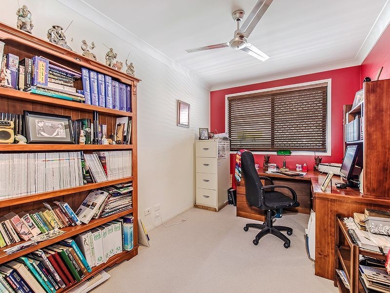 13 Pampling Place, Twin Waters QLD 4564