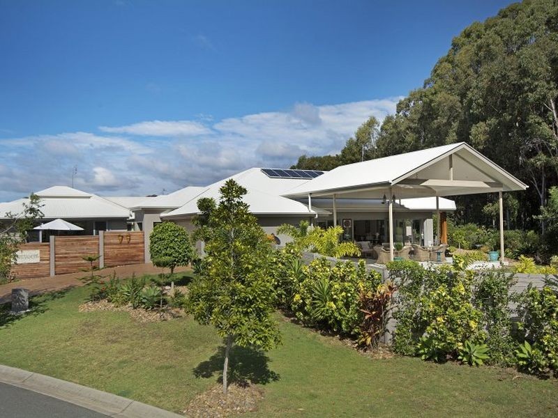 8 Hetherington Drive, Twin Waters QLD 4564