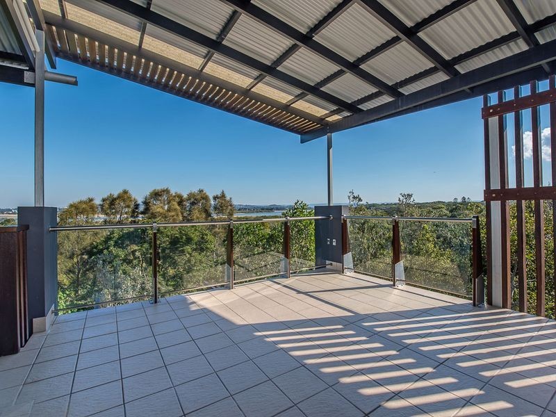 126/80 North Shore Road, Twin Waters QLD 4564