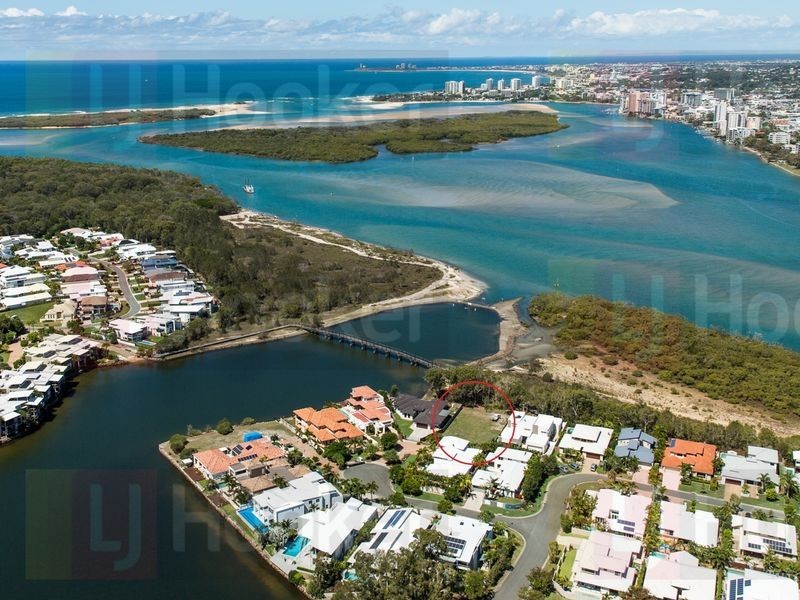 6 River Edge Court, Twin Waters QLD 4564