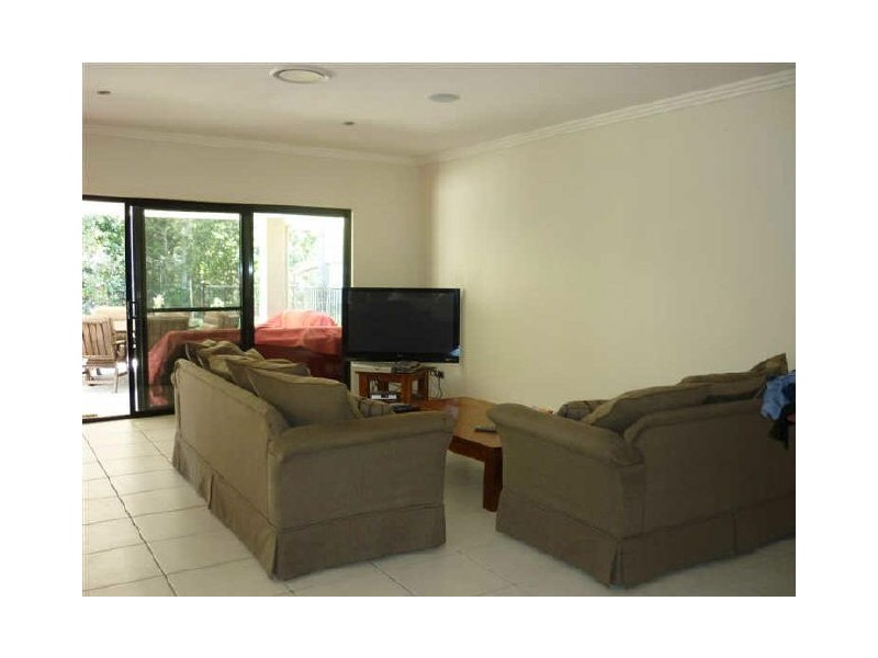 24 Barcoola Place, Twin Waters QLD 4564