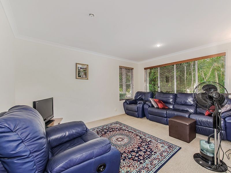 10 Fantail Place, Twin Waters QLD 4564