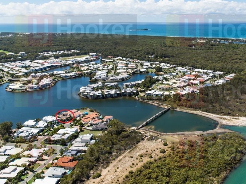 9 River Edge Court, Twin Waters QLD 4564