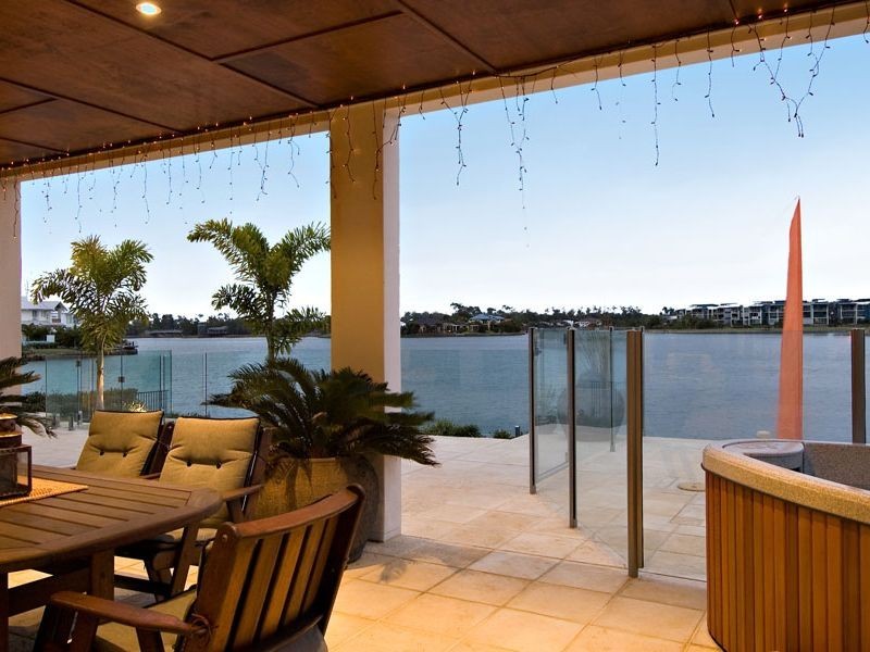 9 River Edge Court, Twin Waters QLD 4564