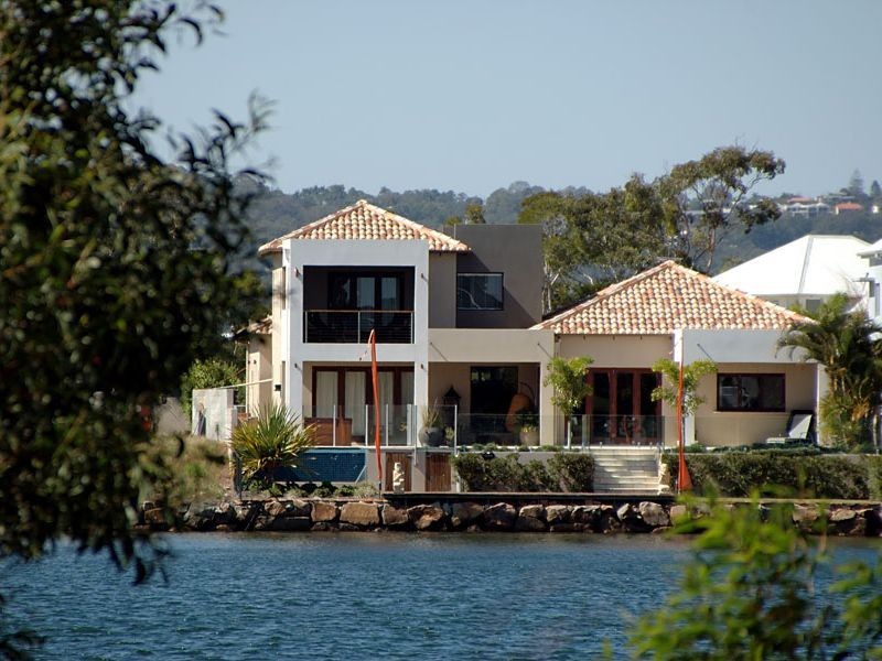 9 River Edge Court, Twin Waters QLD 4564