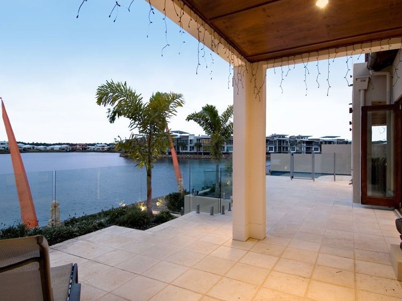 9 River Edge Court, Twin Waters QLD 4564