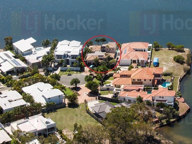 9 River Edge Court, Twin Waters QLD 4564