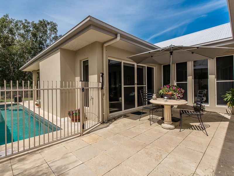 16 Pampling Place, Twin Waters QLD 4564