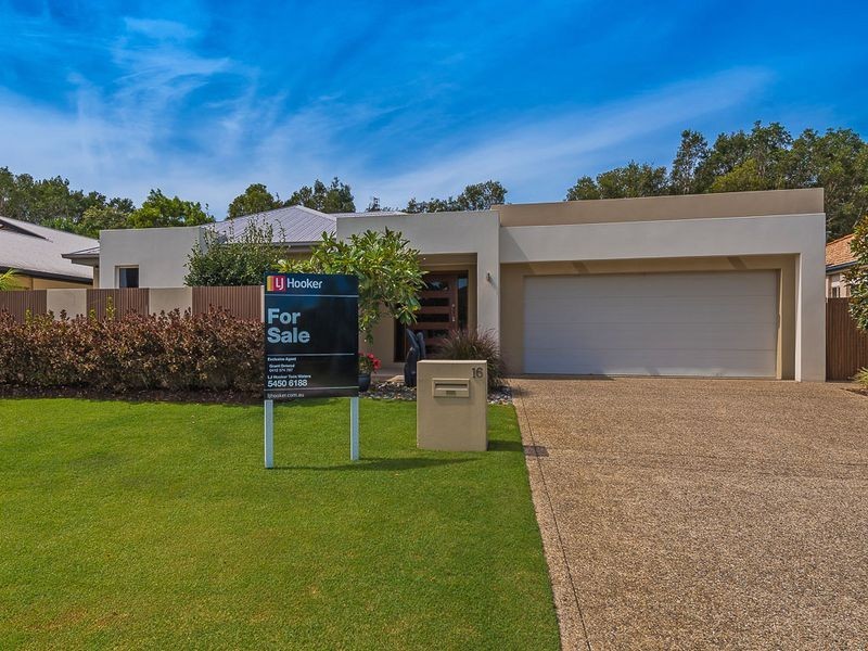 16 Pampling Place, Twin Waters QLD 4564