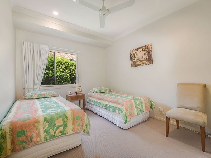 16 Pampling Place, Twin Waters QLD 4564