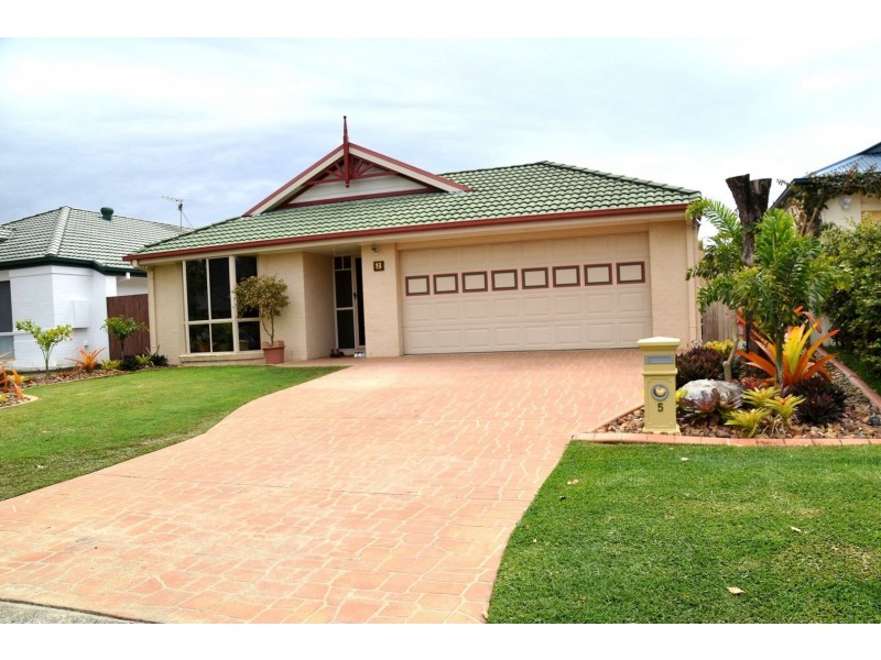 5 Spinifex Place, Twin Waters QLD 4564