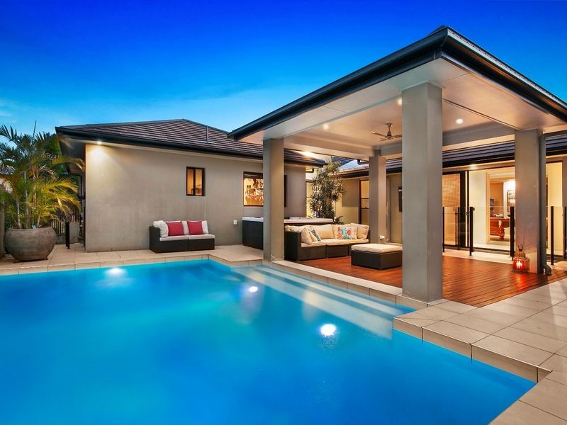 18 Hetherington Drive, Twin Waters QLD 4564