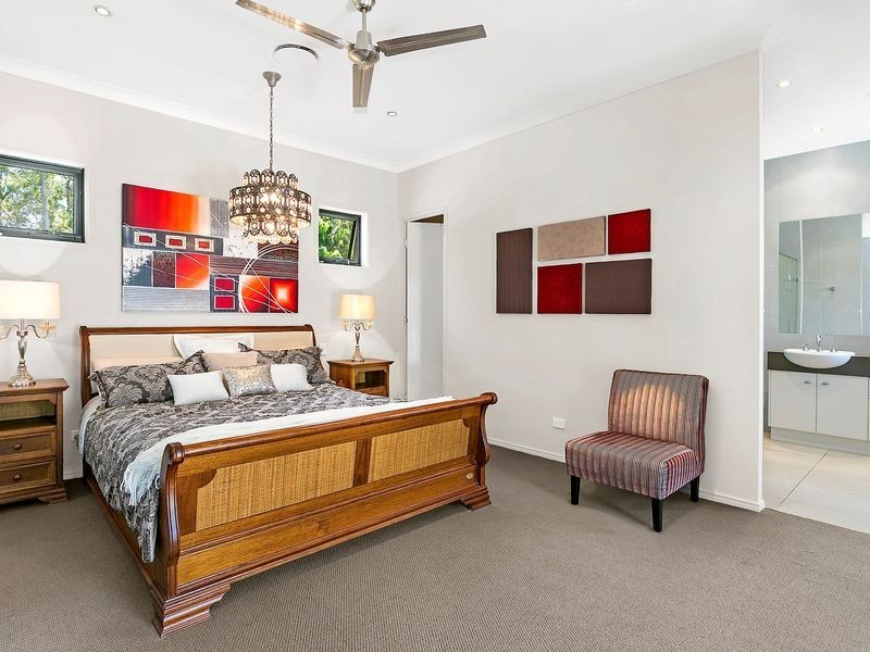 18 Hetherington Drive, Twin Waters QLD 4564