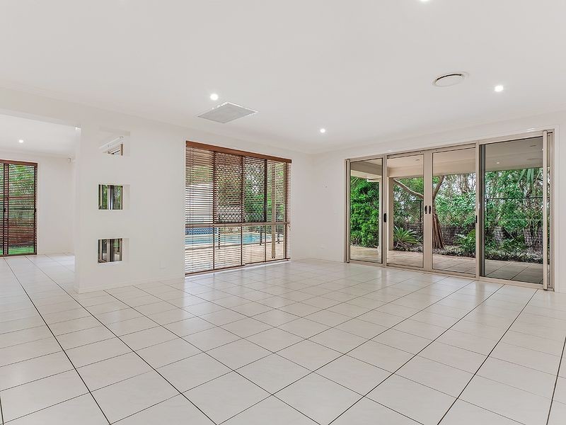 27 Moorings Circuit, Twin Waters QLD 4564