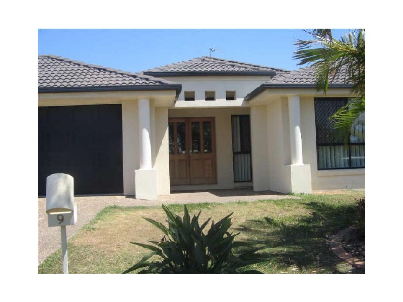 9 Gillingham Place, Pelican Waters QLD 4551