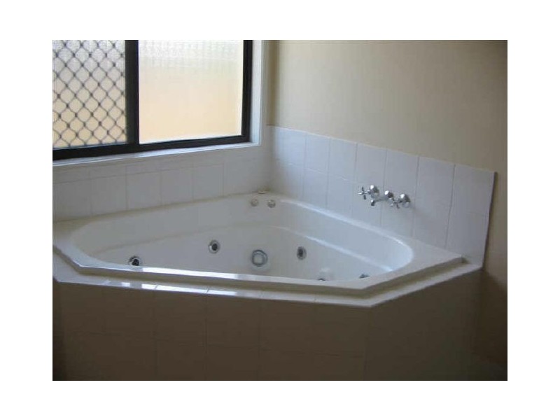 9 Gillingham Place, Pelican Waters QLD 4551