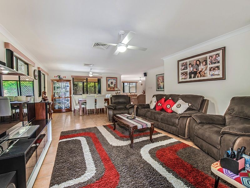 1 Tassel Place, Twin Waters QLD 4564