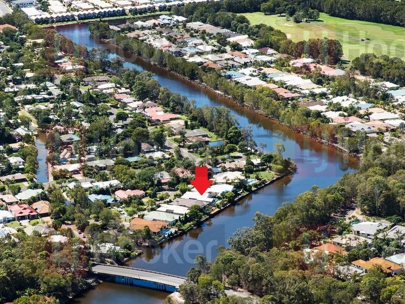 5 Barcoola Place, Twin Waters QLD 4564