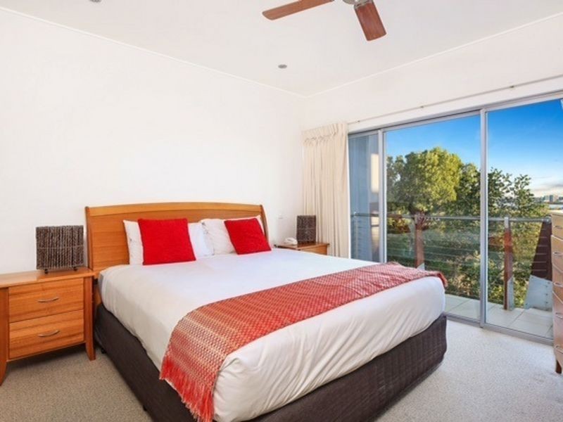 124/80 North Shore Road, Twin Waters QLD 4564