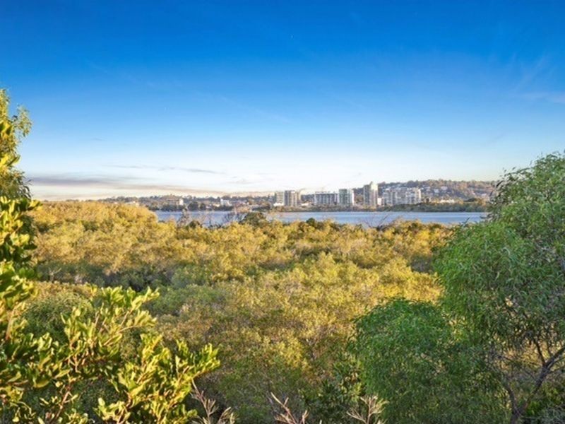 124/80 North Shore Road, Twin Waters QLD 4564