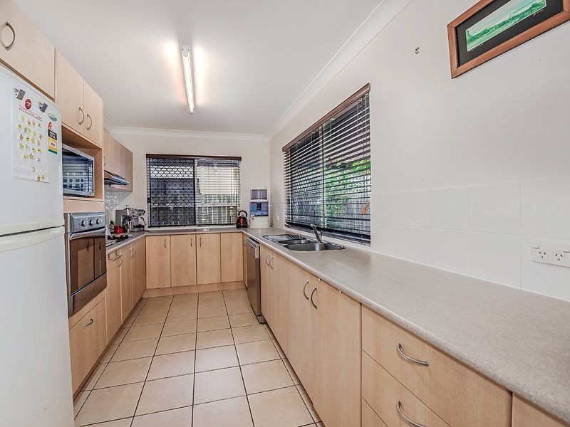 4 Tassel Place, Twin Waters QLD 4564