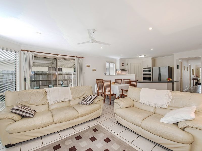 6 Webb Street, Twin Waters QLD 4564