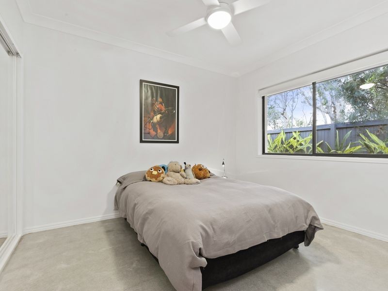 6 South Barcoola Court, Twin Waters QLD 4564