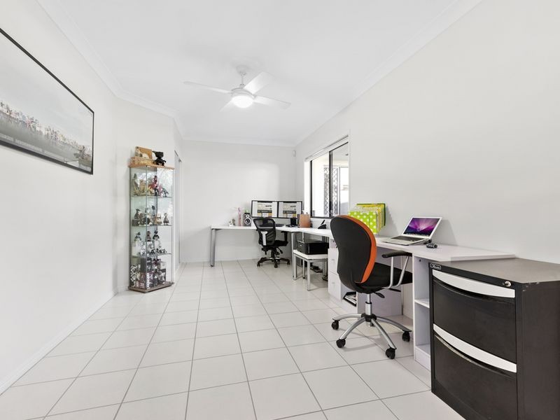 6 South Barcoola Court, Twin Waters QLD 4564