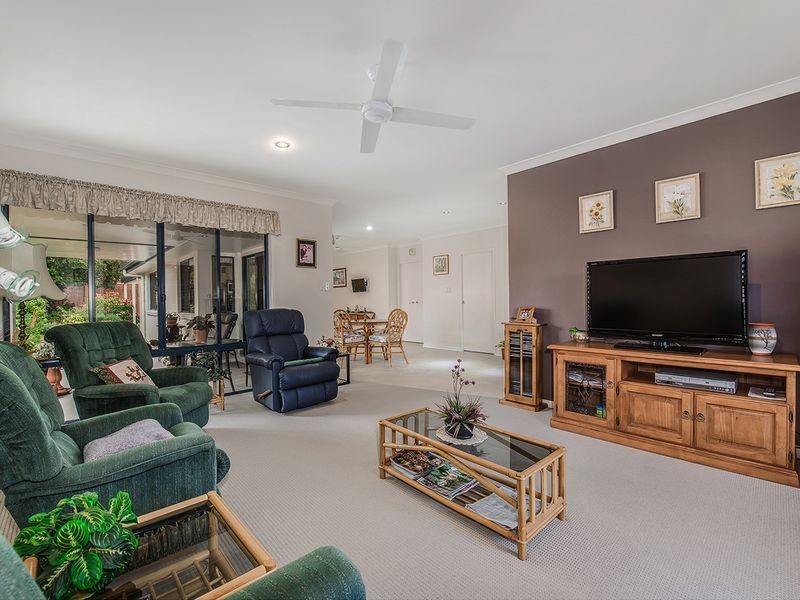 13 Fantail Place, Twin Waters QLD 4564