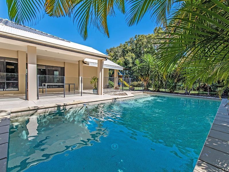 24 Hetherington Drive, Twin Waters QLD 4564