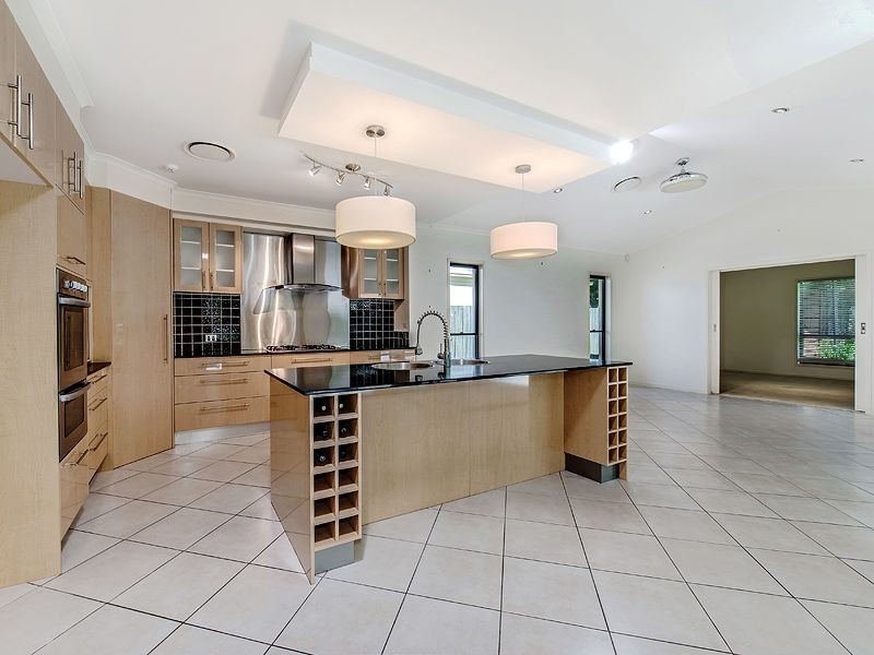 24 Hetherington Drive, Twin Waters QLD 4564